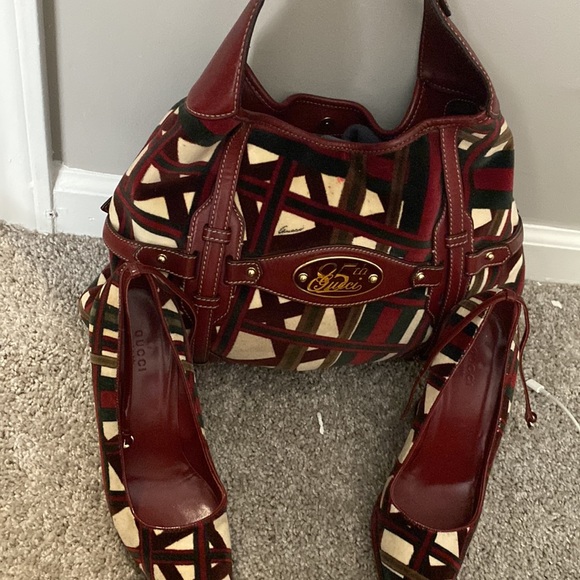 Gucci bag and matching shoes 💯 percent Authentic - Picture 2 of 5
